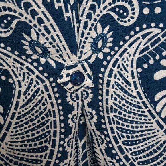Denim 24/7 Tunic Blue Flower Motif Top Plus size 24W - Picture 6 of 12
